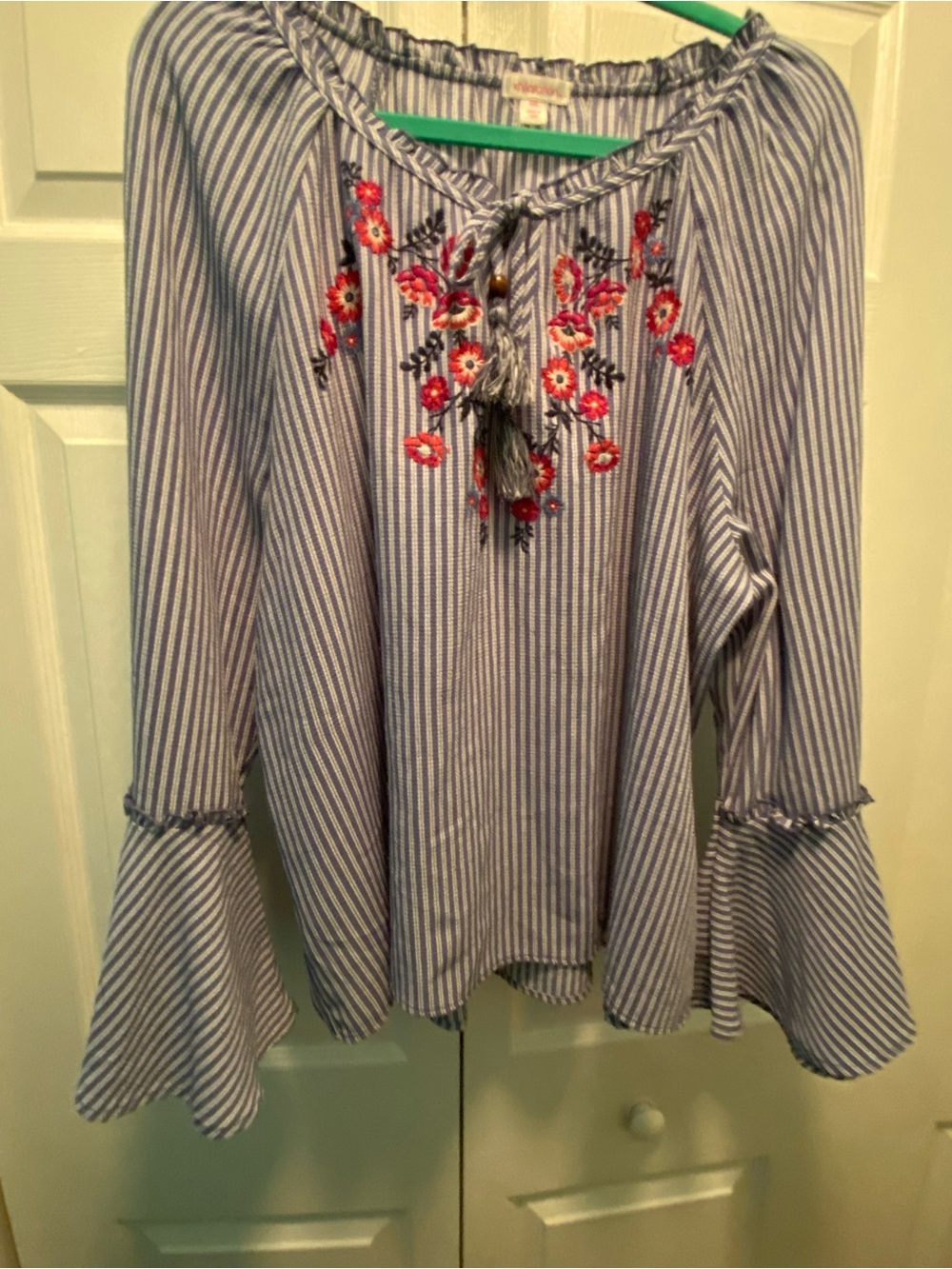 Xhilaration Blue/White Striped Peasant Blouse Pink Blue Embroidered Flowers XXL